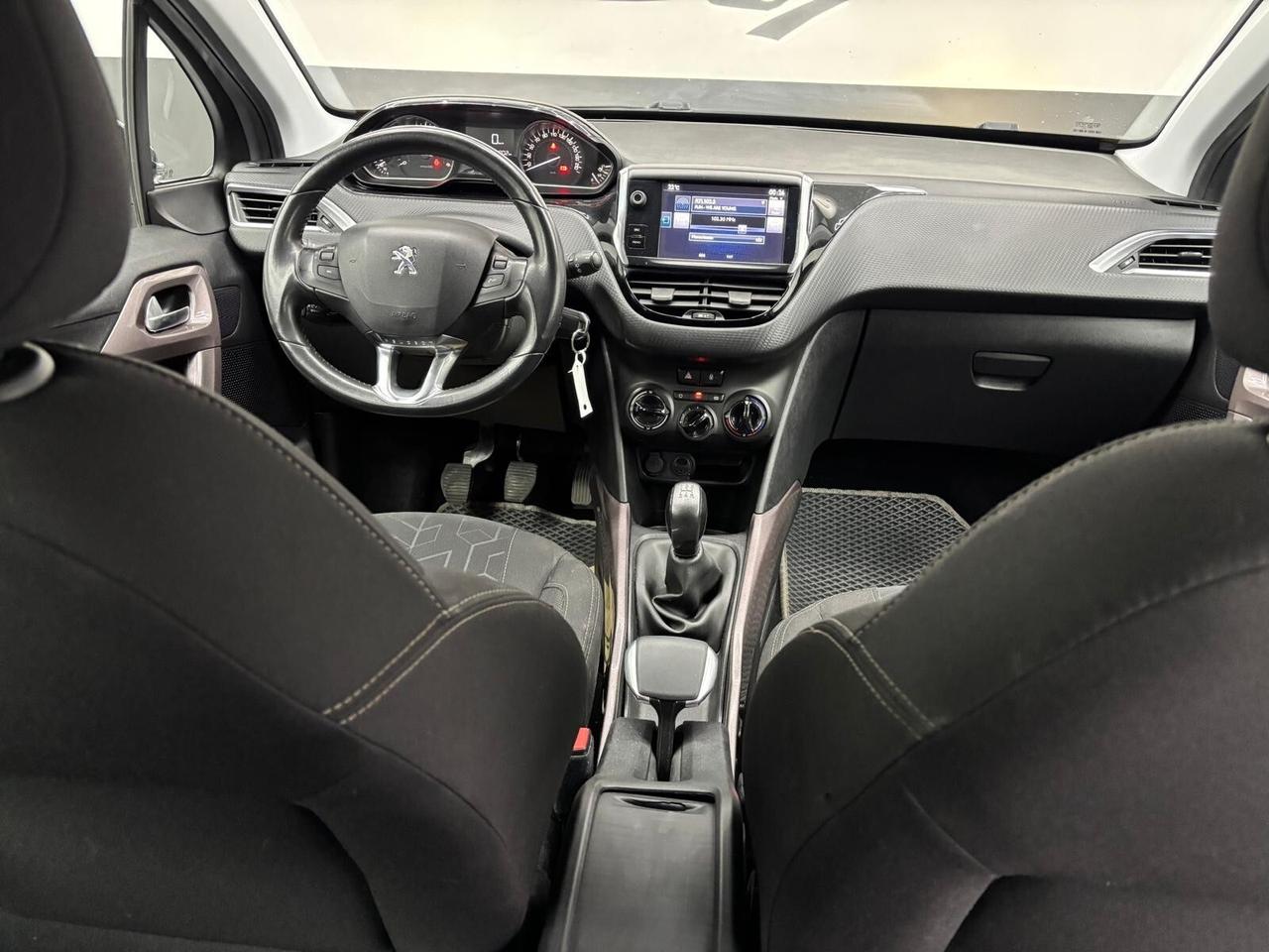 Peugeot 2008 BlueHDi 100 Black Matt