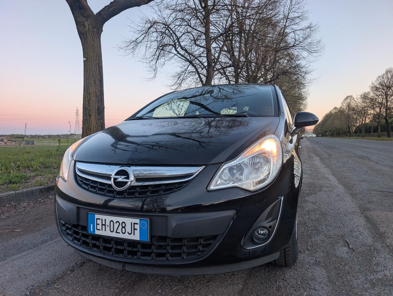Opel Corsa 1.2 NEOPATENTATI 3 porte b-color