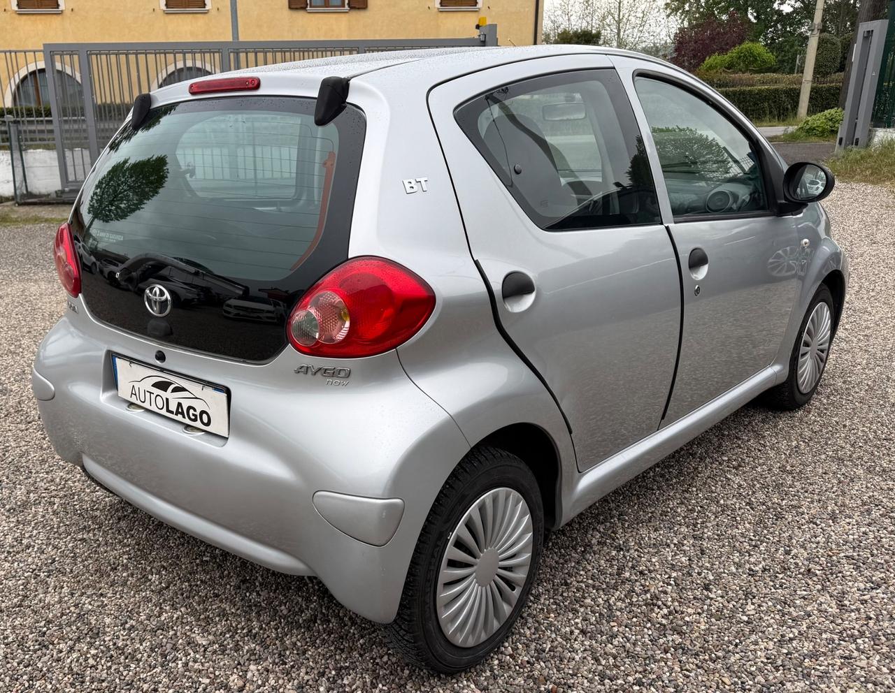 Toyota Aygo 1.0 12V VVT-i 5 porte Sol