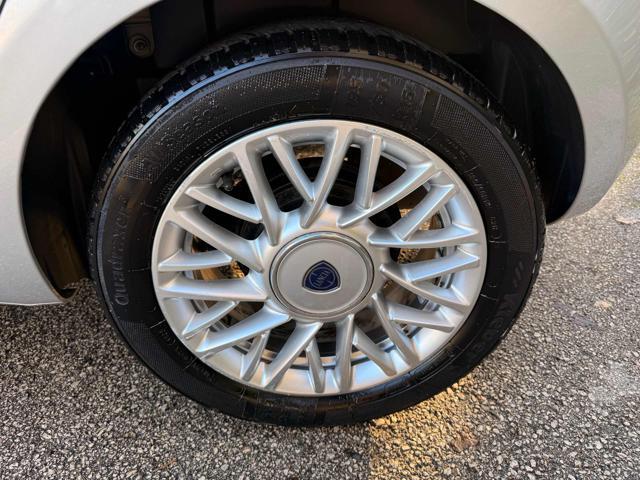 LANCIA Ypsilon 1.2 69 CV 5 porte Gold