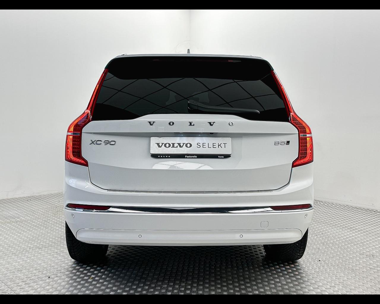 VOLVO XC90 B5 (d) AWD automatico 7 posti Plus Bright