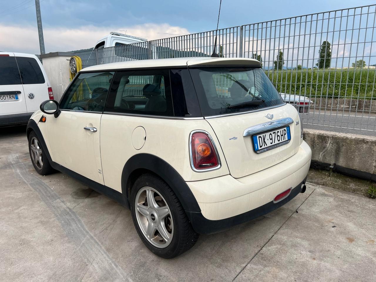 Mini Mini 1.4 16V One X NEOPATENTATI / PROBLEMI AL MOTORE