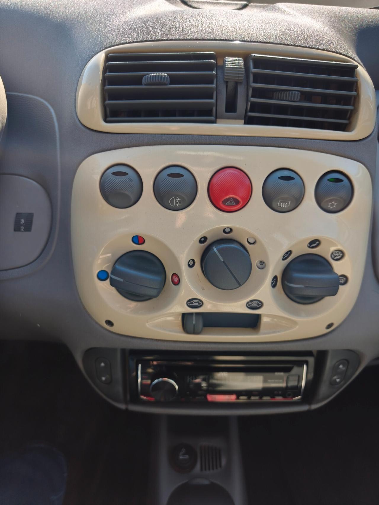 Fiat 600 1.1 Active