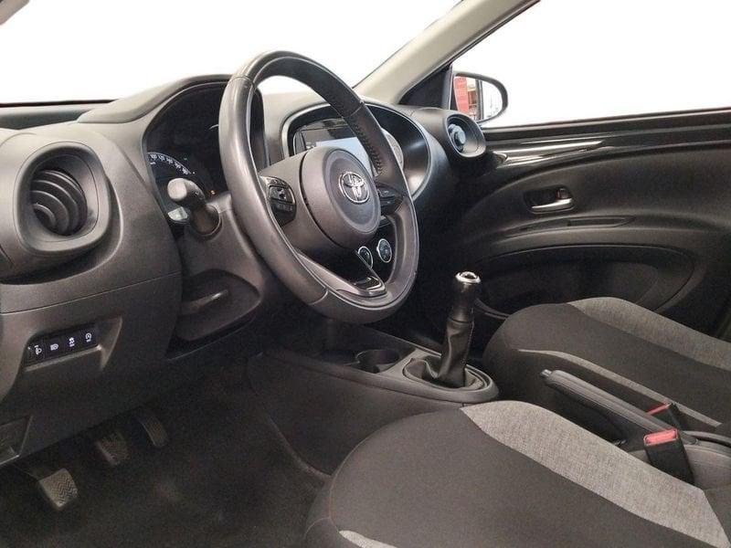 Toyota Aygo X 1.0B (72 CV) Active