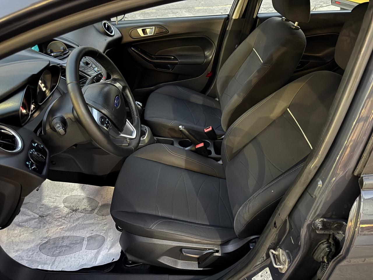 FORD FIESTA 1.0 NEOPATENTATI KM 86 MILA !!