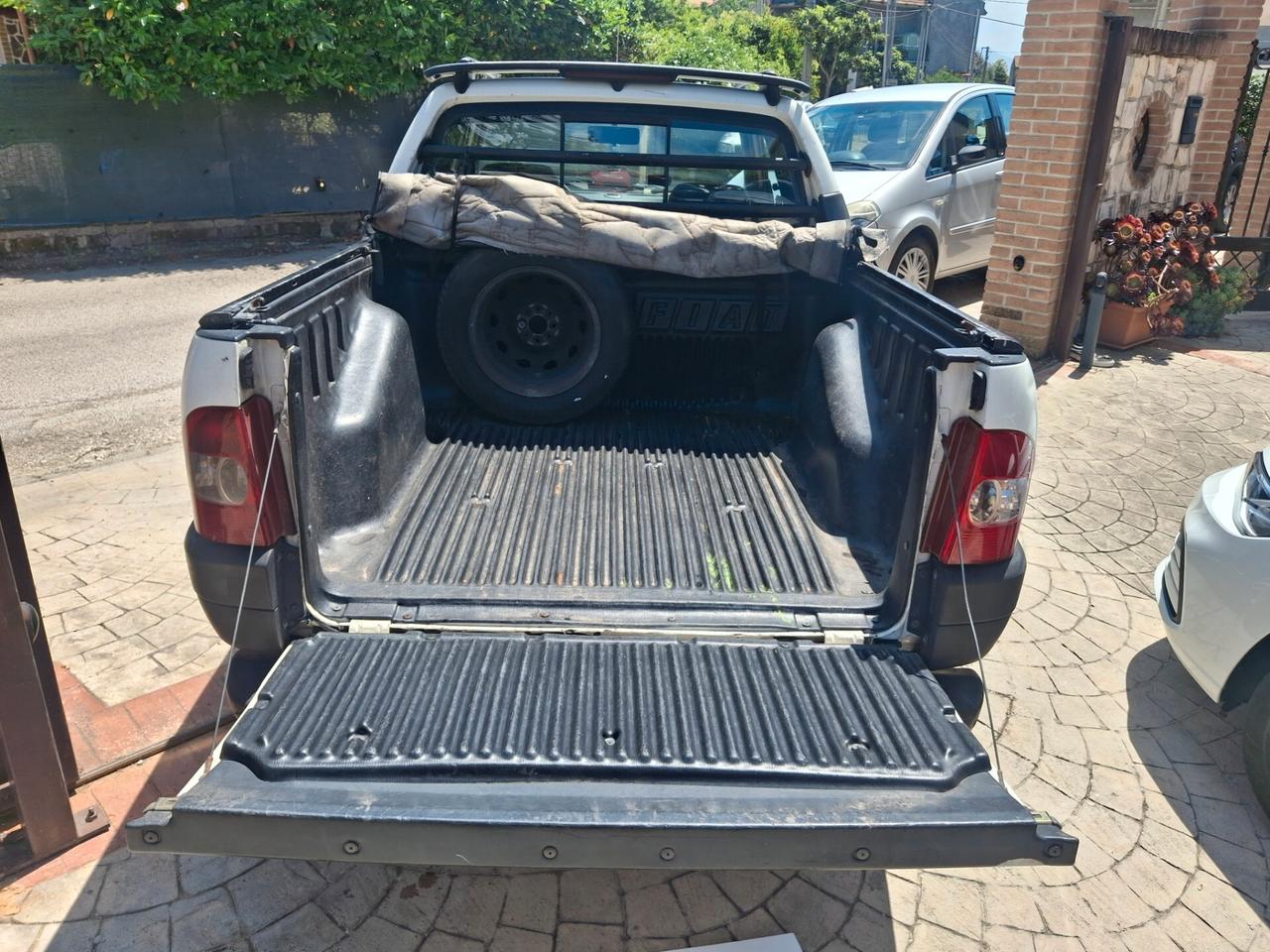 Fiat Strada 1.9 JTD