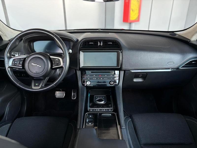 Jaguar F-Pace 2.0d i4 R-Sport awd 180cv auto my20