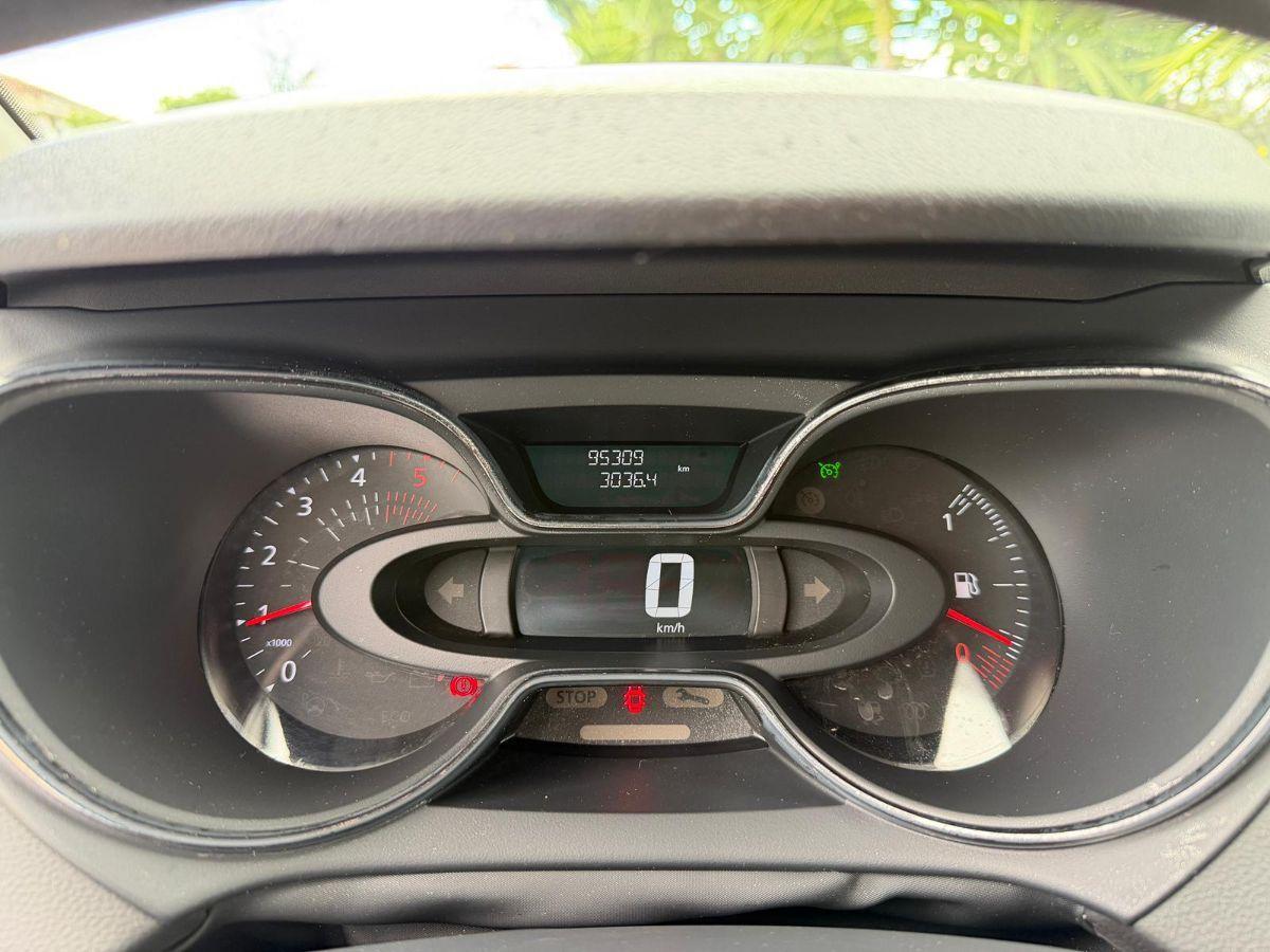 RENAULT - Captur - dCi 8V 110 CV S&S Energy Initiale Paris