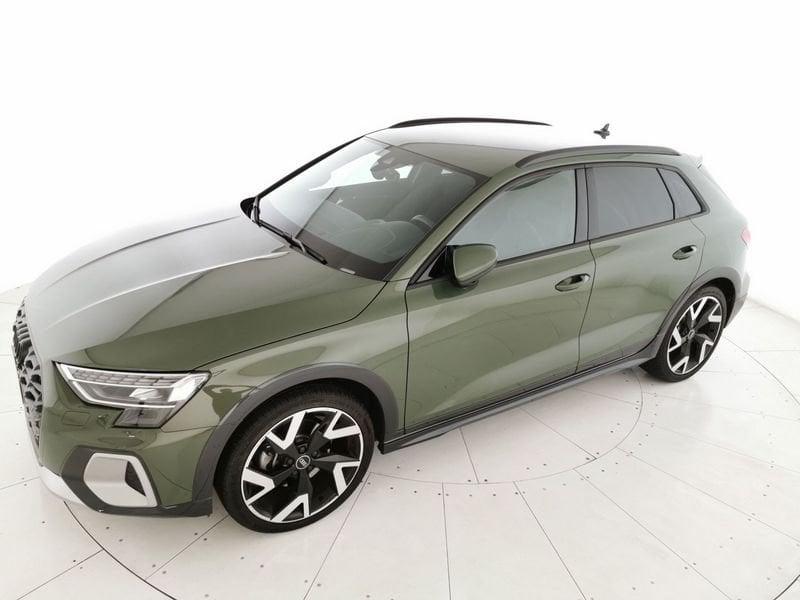 Audi A3 allstreet 35 2.0 tdi Identity Contrast s-tronic