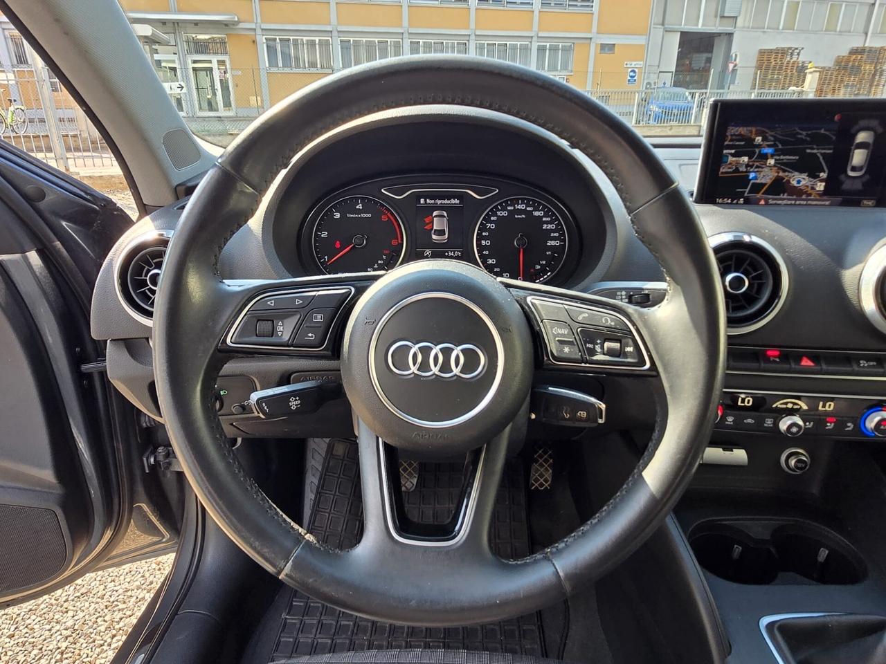 Audi A3 Sedan 1.6 TDI 116 CV Sport