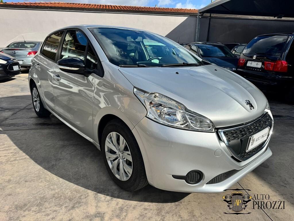 PEUGEOT 208 1.4 DIESEL 2015 140000KM OK NEOPATENTATI