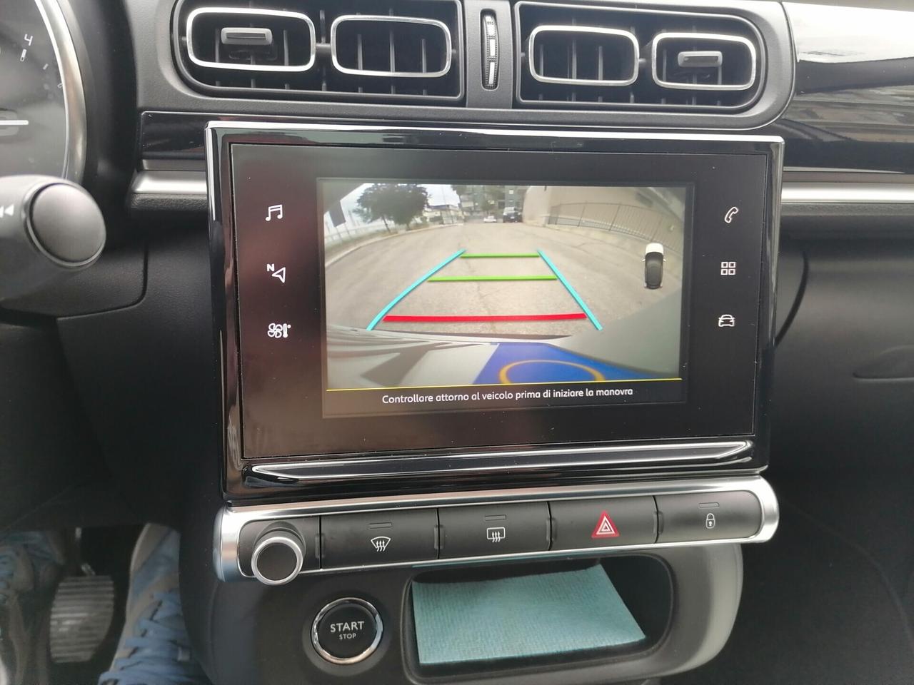 Citroen C3 1.2 BENZ/GPL Shine TETTO PANORAMICO FULL