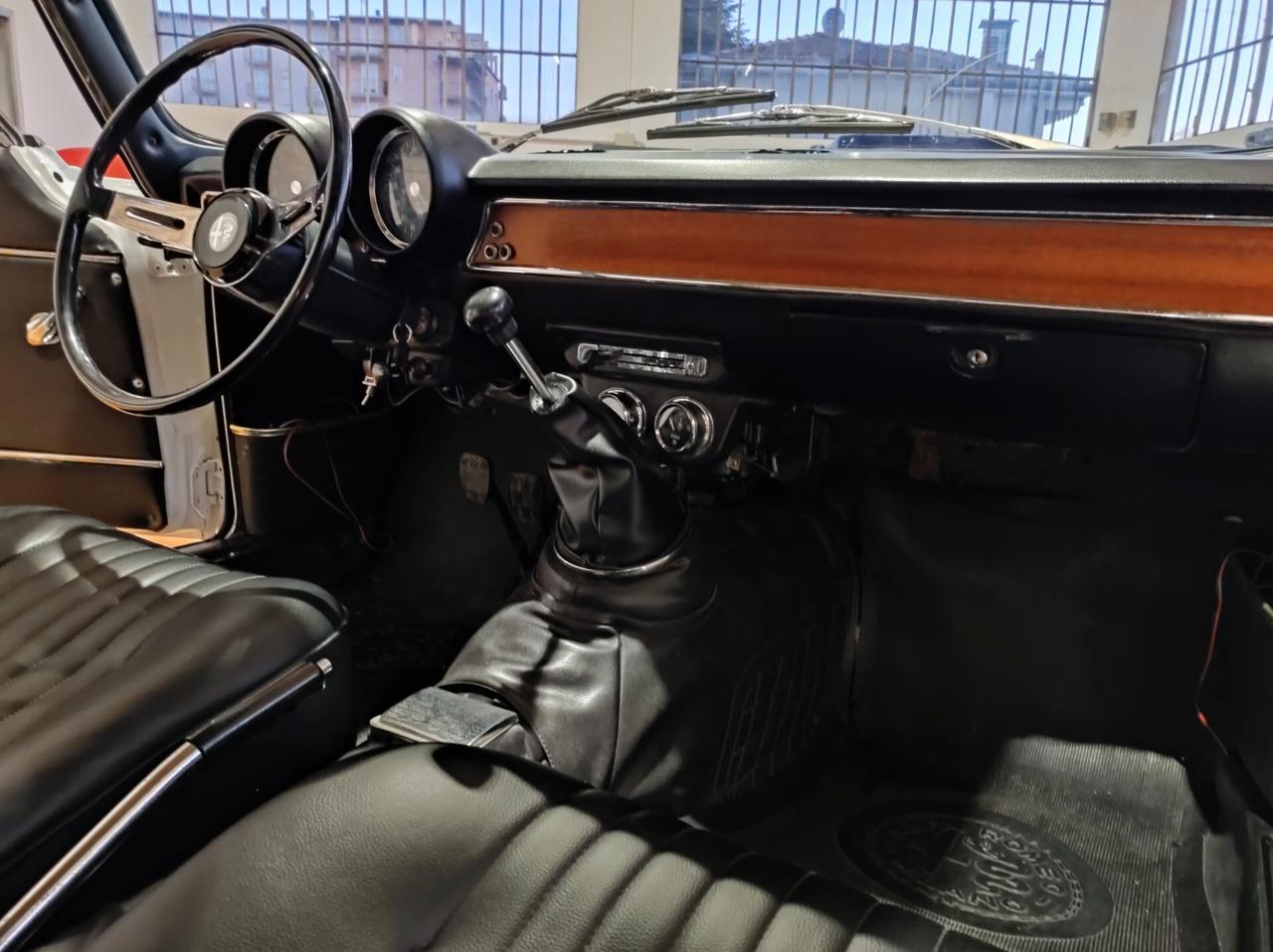 Alfa Romeo GT Gt1300Junior - Scalino - Restauro totale