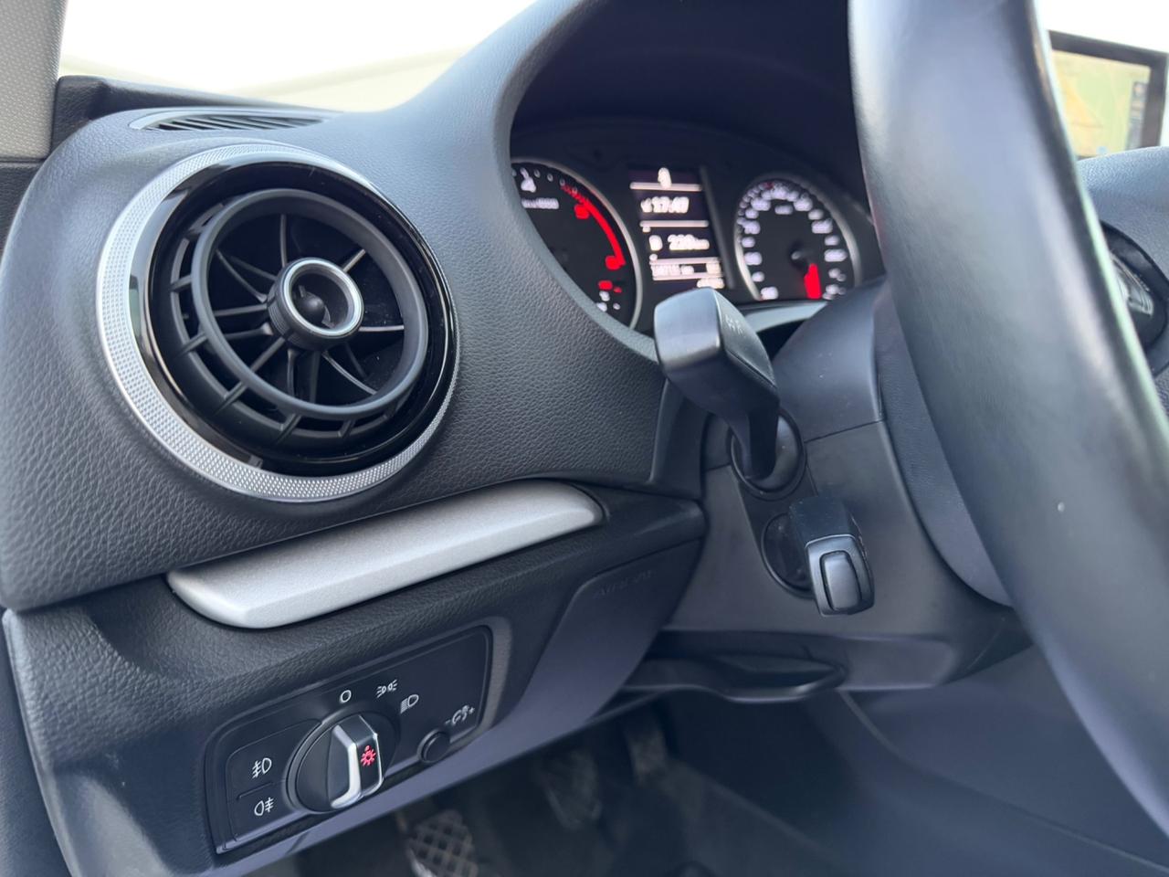 AUDI A3 Sportback 1.6 Tdi Admired S-LINE-Led Navi