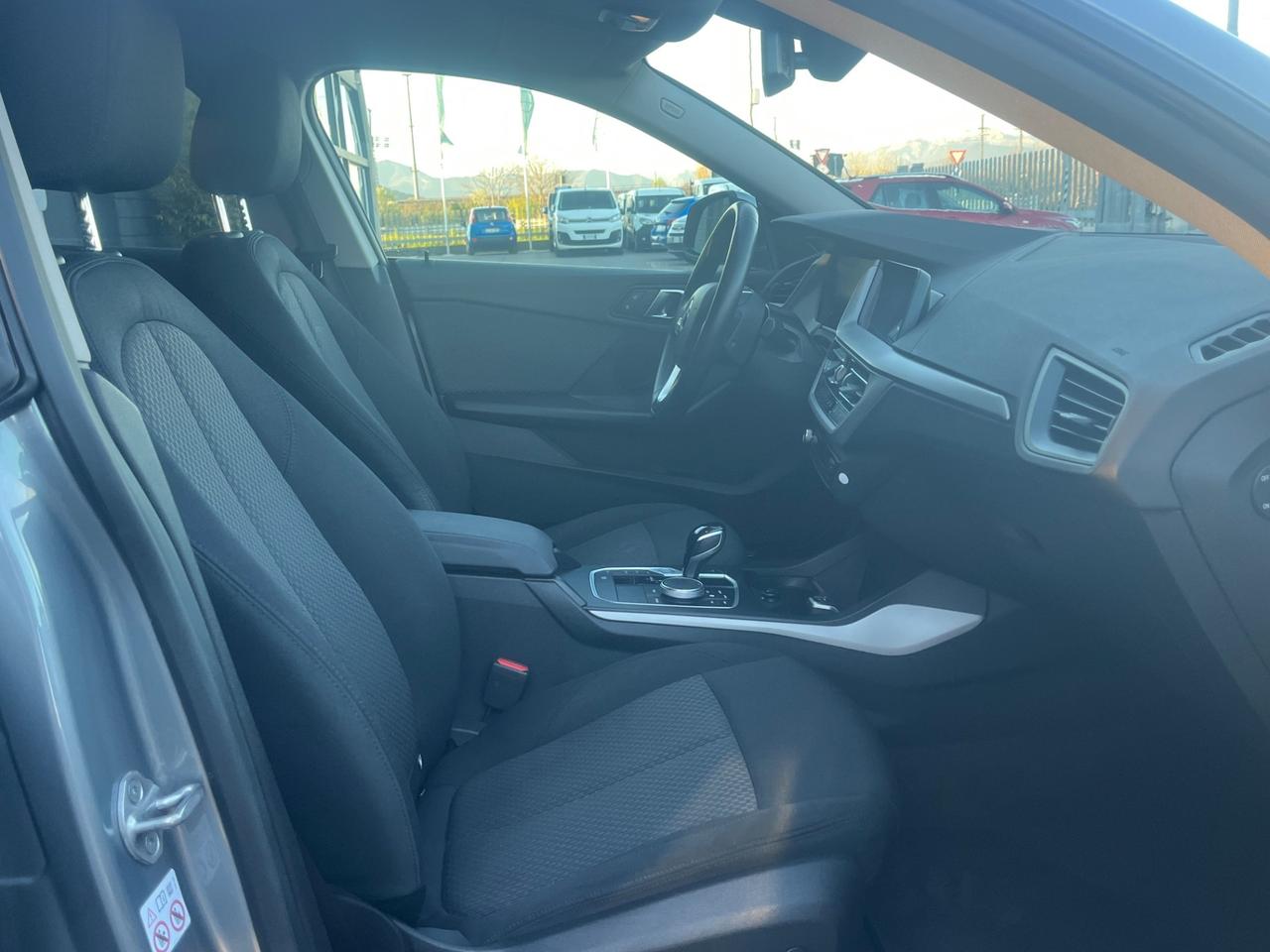 Bmw Serie 2 Gran Coupé 220d Colorversion Edition automatica.