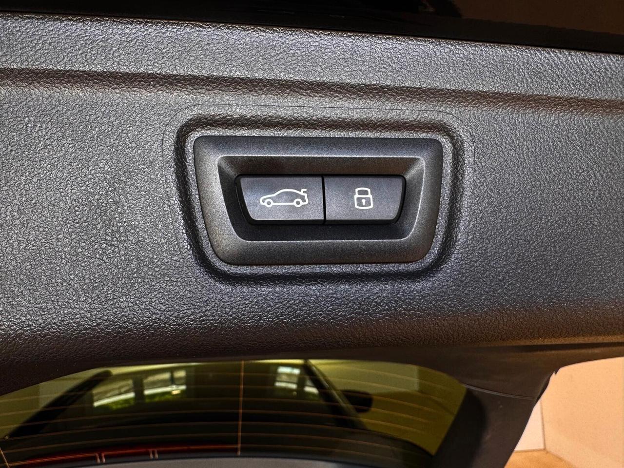Bmw 318 d TOURING MSPORT MHEV AUT. 150CV CARPLAY COCKPIT RETROCAMERA