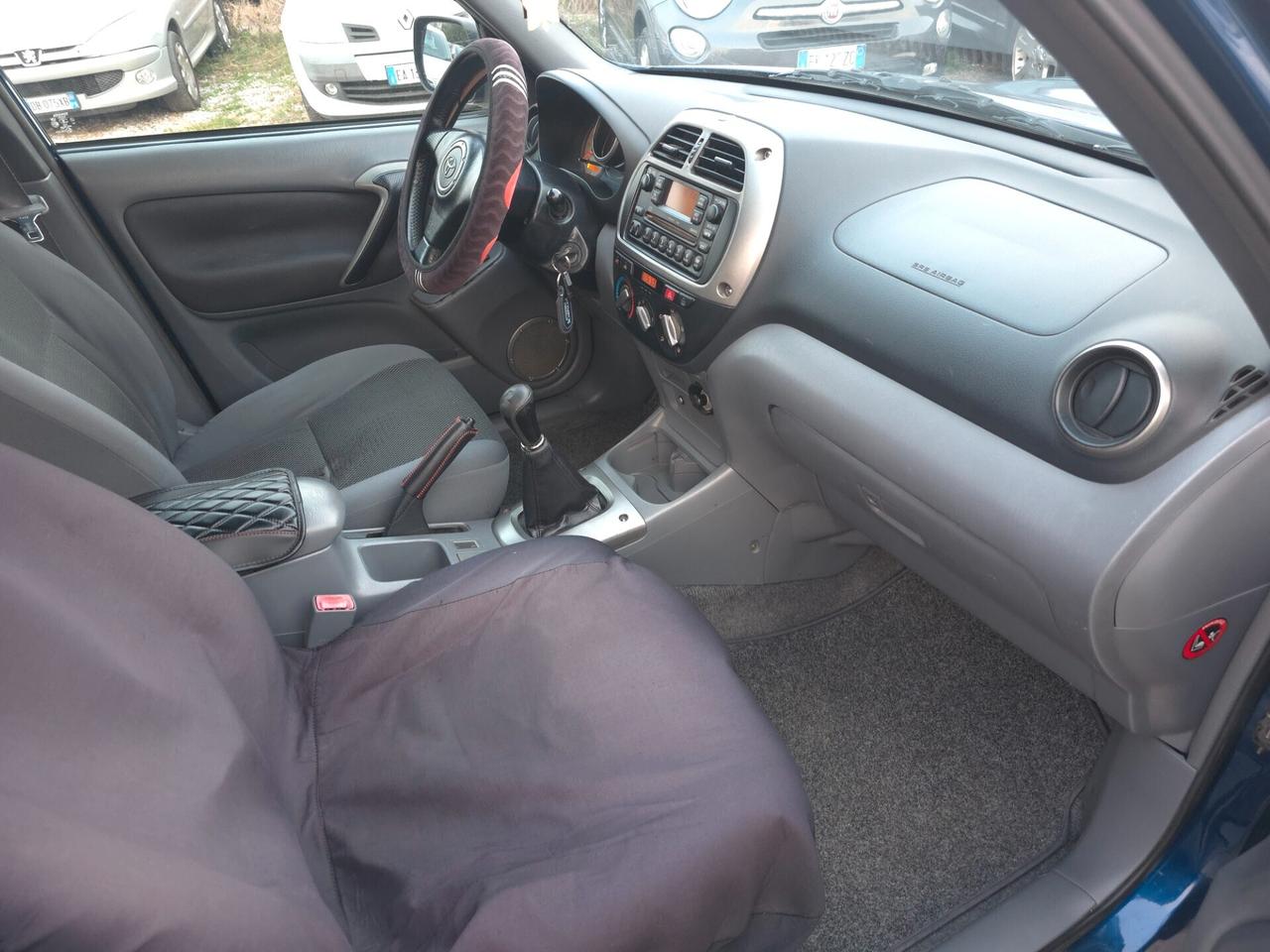 Toyota RAV 4 RAV4 2.0 Tdi D-4D cat 5 porte Sol