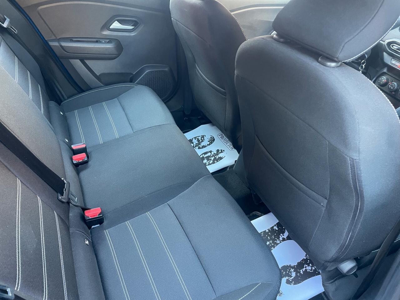 Dacia Sandero UNICO PROPRIETARIO - NEOPATENTATI