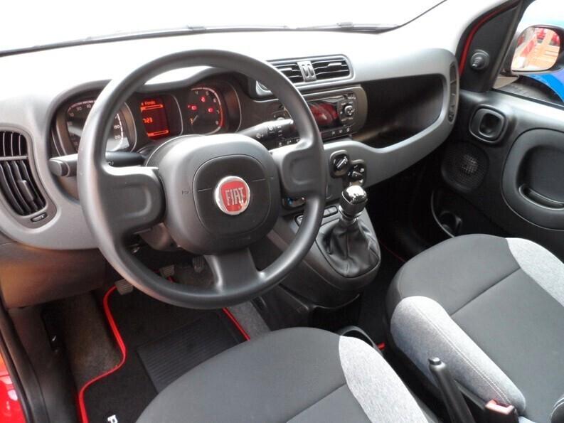 Fiat Panda 1.0 FireFly 70 CV Hybrid Easy