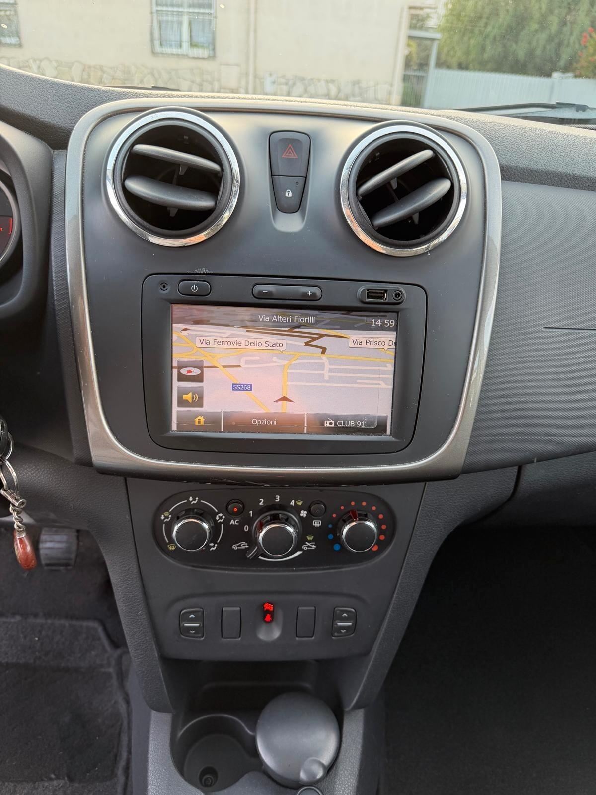 Dacia Sandero 1.5 dCi 8V 75CV Lauréate-2013