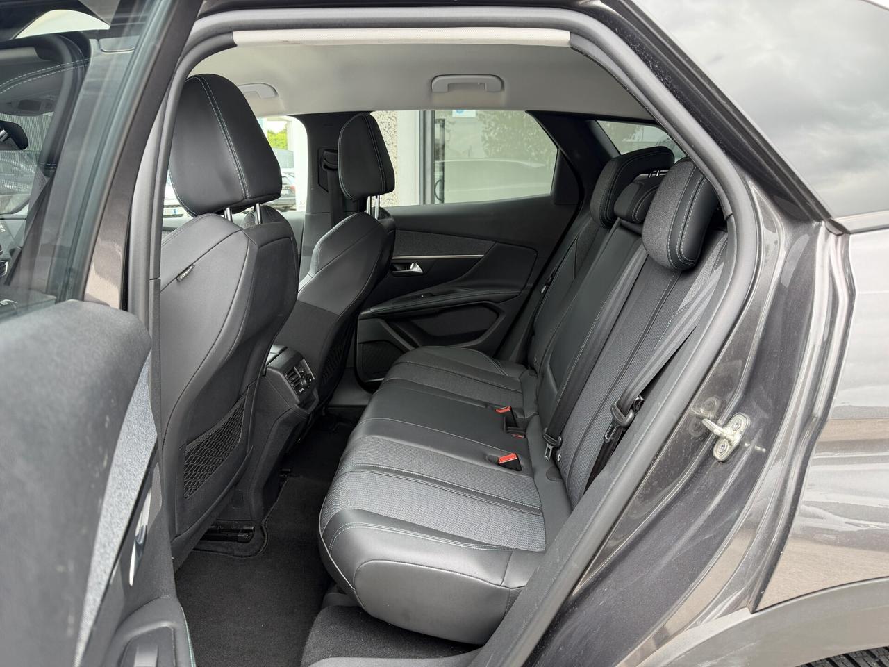 Peugeot 3008 BlueHDi 130 S&S EAT8 Allure Pack