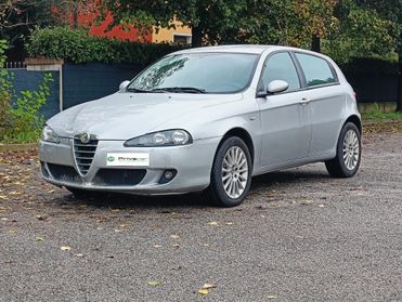 Alfa Romeo 147 1.9 JTD (115) 5 porte Exclusive