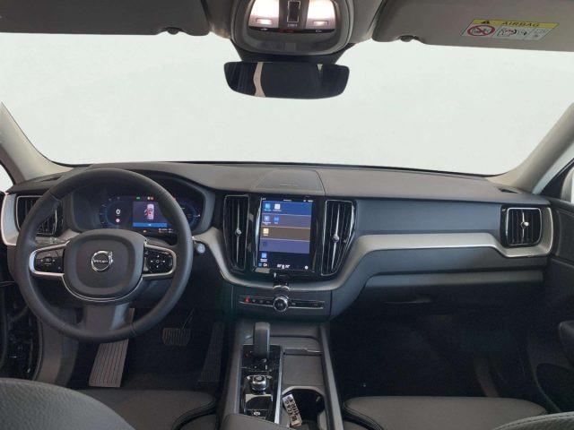 VOLVO XC60 T6 AWD PLUS DARK AUTOMATICA KM0