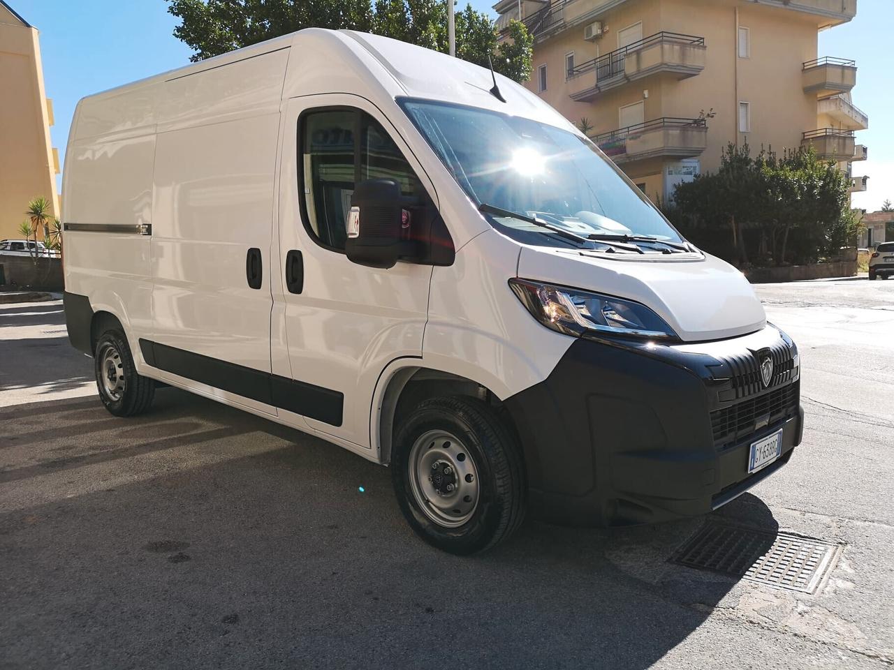 PEUGEOT BOXER 333 L2H1 2.2 BLUEHDI 140CV S&S 2025