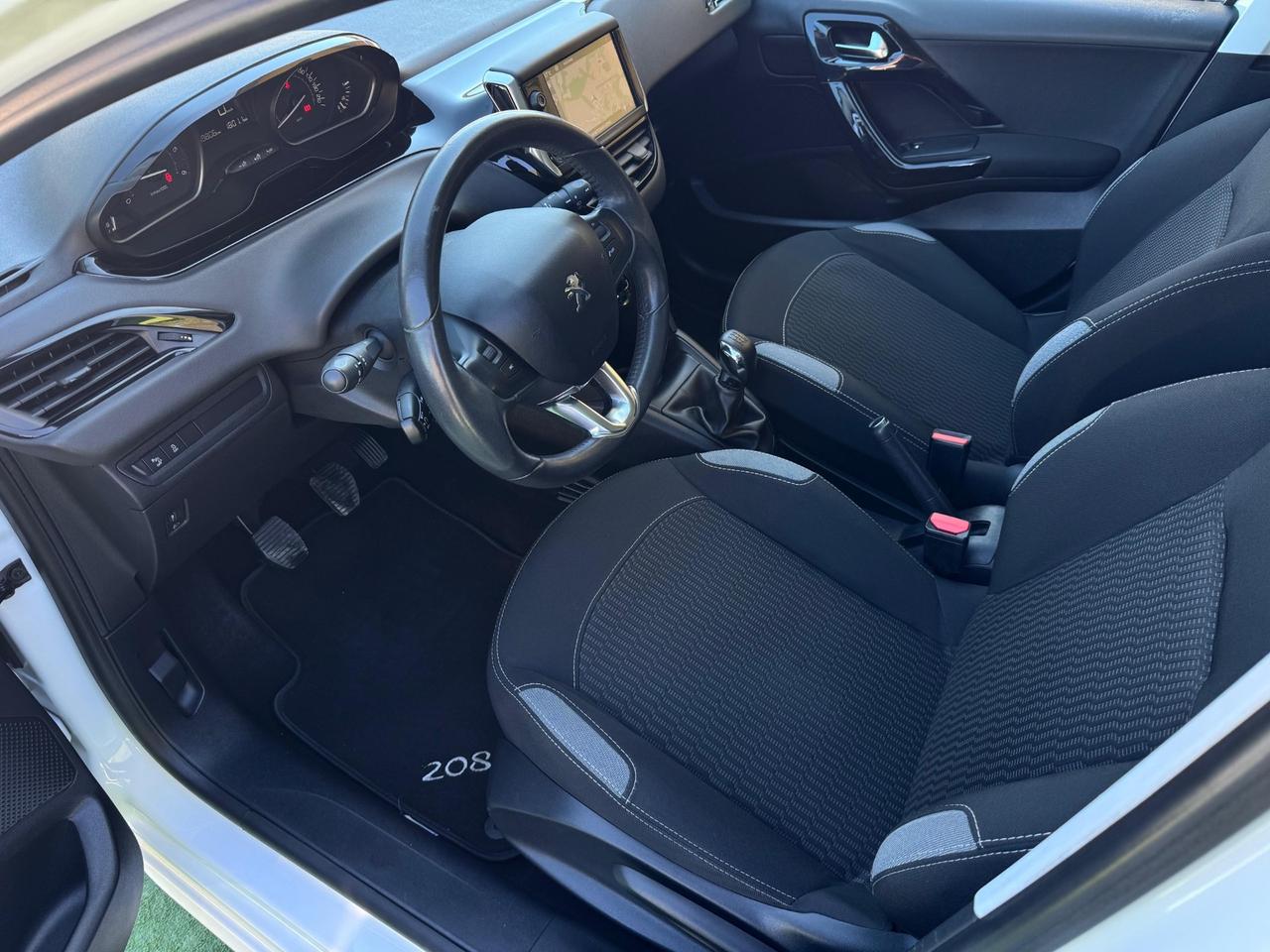 Peugeot 208 1.4 HDi 68 CV 5 porte Active