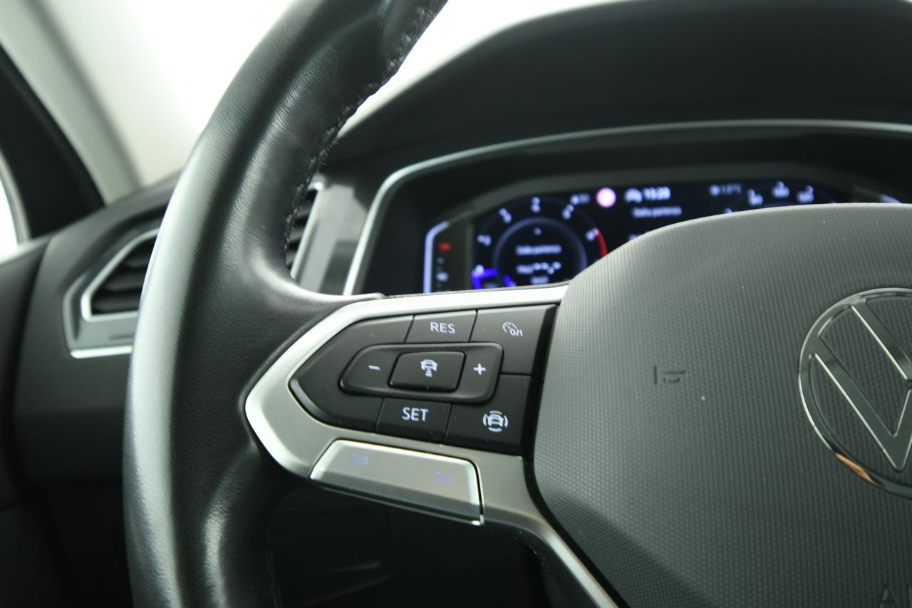 VOLKSWAGEN Tiguan 1.5 tsi Elegance 150cv dsg CAMERA+ACC+APP CONNECT