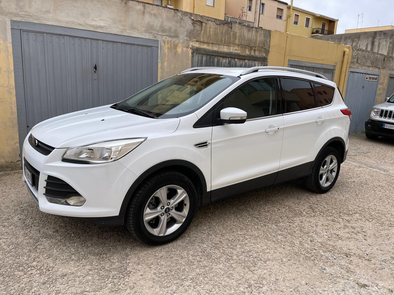 Ford Kuga 2.0 TDCI 150 CV S&S 2WD Business