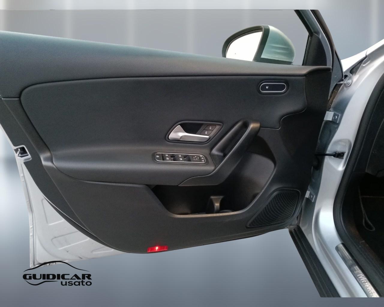 Mercedes-Benz Classe A - W177 2023 - A 180 d Advanced auto