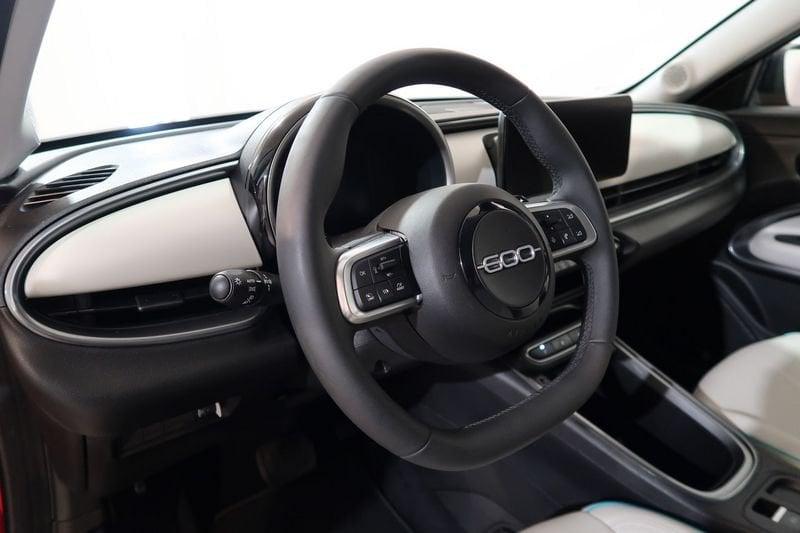 FIAT 600 600 1.2 hybrid La Prima 110cv auto