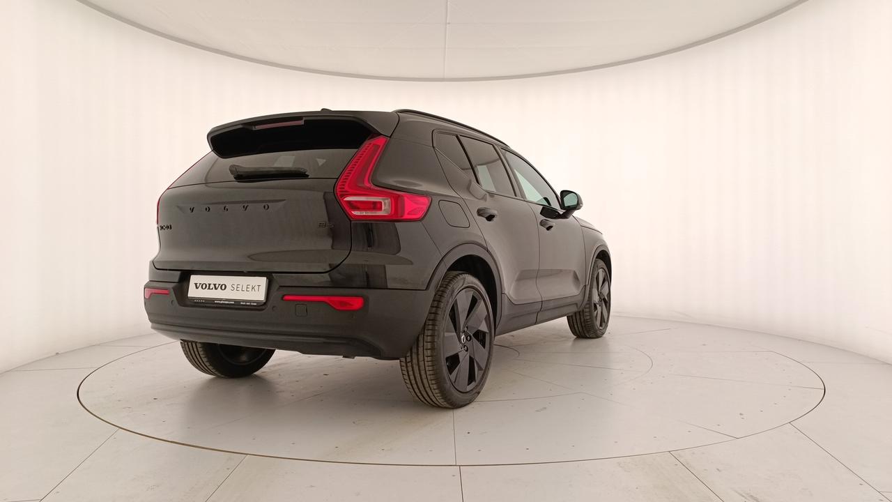 VOLVO XC40 2.0 b3 Ultra Black Edition auto
