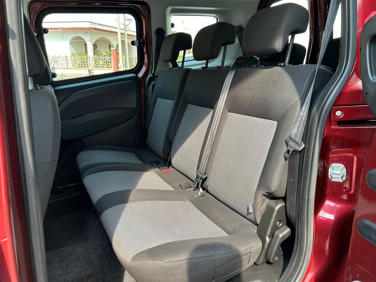 Fiat Doblò 1.6 MJ 90Cv 7 POSTI AUTOVETTURA-2011