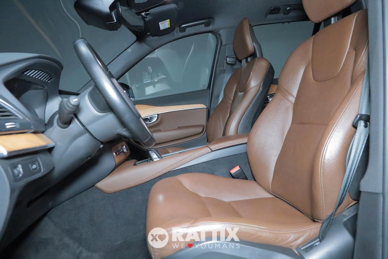 Volvo XC90 2.0 B5 Momentum Pro AWD Geartronic