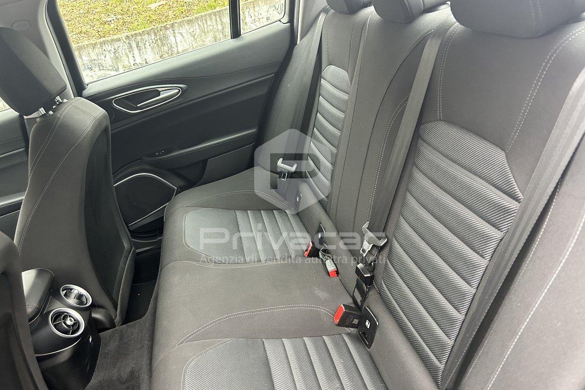 ALFA ROMEO Giulia 2.2 Turbodiesel 136 CV AT8