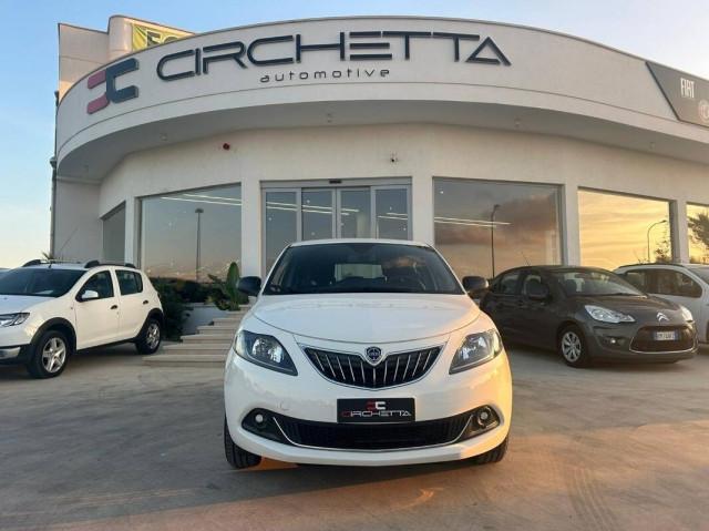 Lancia Ypsilon III 1.0 firefly hybrid Platino s&s 70cv