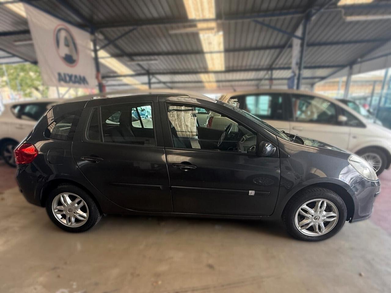 Renault Clio 1.2 16V SporTour GPL