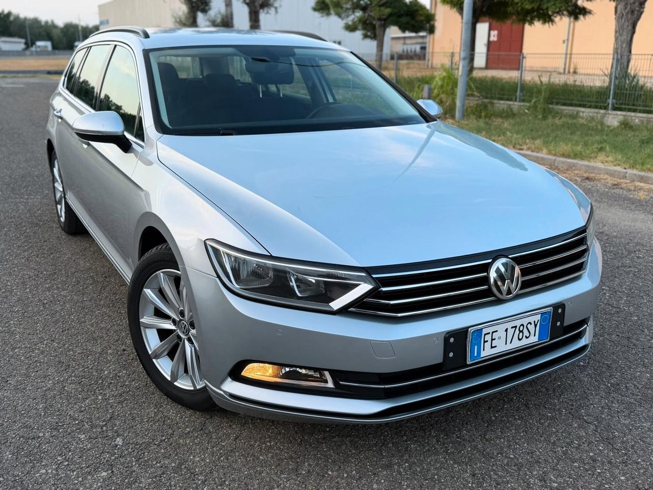 Volkswagen Passat 1.6 TDI DSG AUTOMATICO BlueMotion