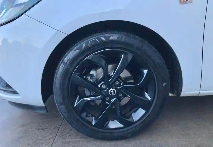 Opel Corsa 1.4 90CV GPL Tech 5 porte b-Color