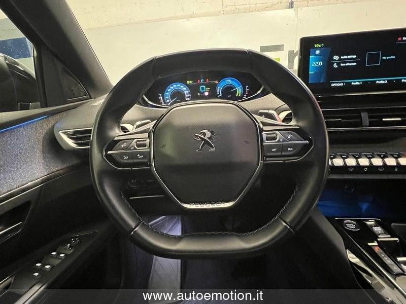Peugeot 3008 Hybrid4 300 e-EAT8 Allure