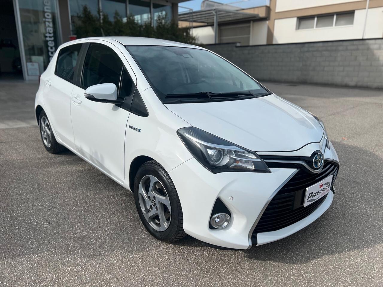 Toyota Yaris 5pt 1.5h 75cv Active OK NEOPAT. TELCLIMA/CAMERA