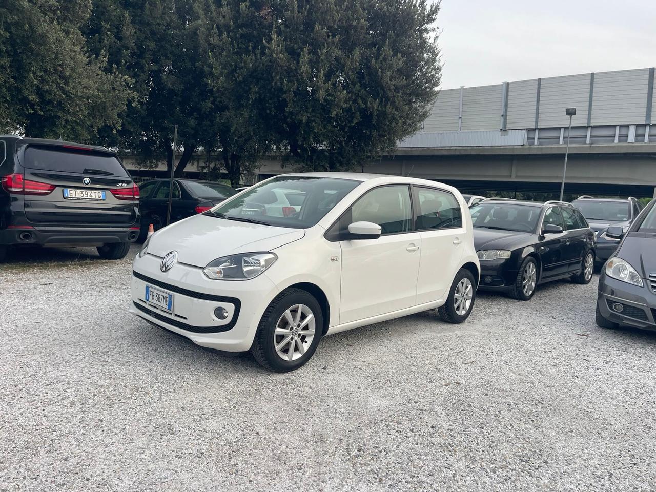 VOLKSWAGEN UP - SOLO 55 000 KM - UNICO PROPRIETARIO