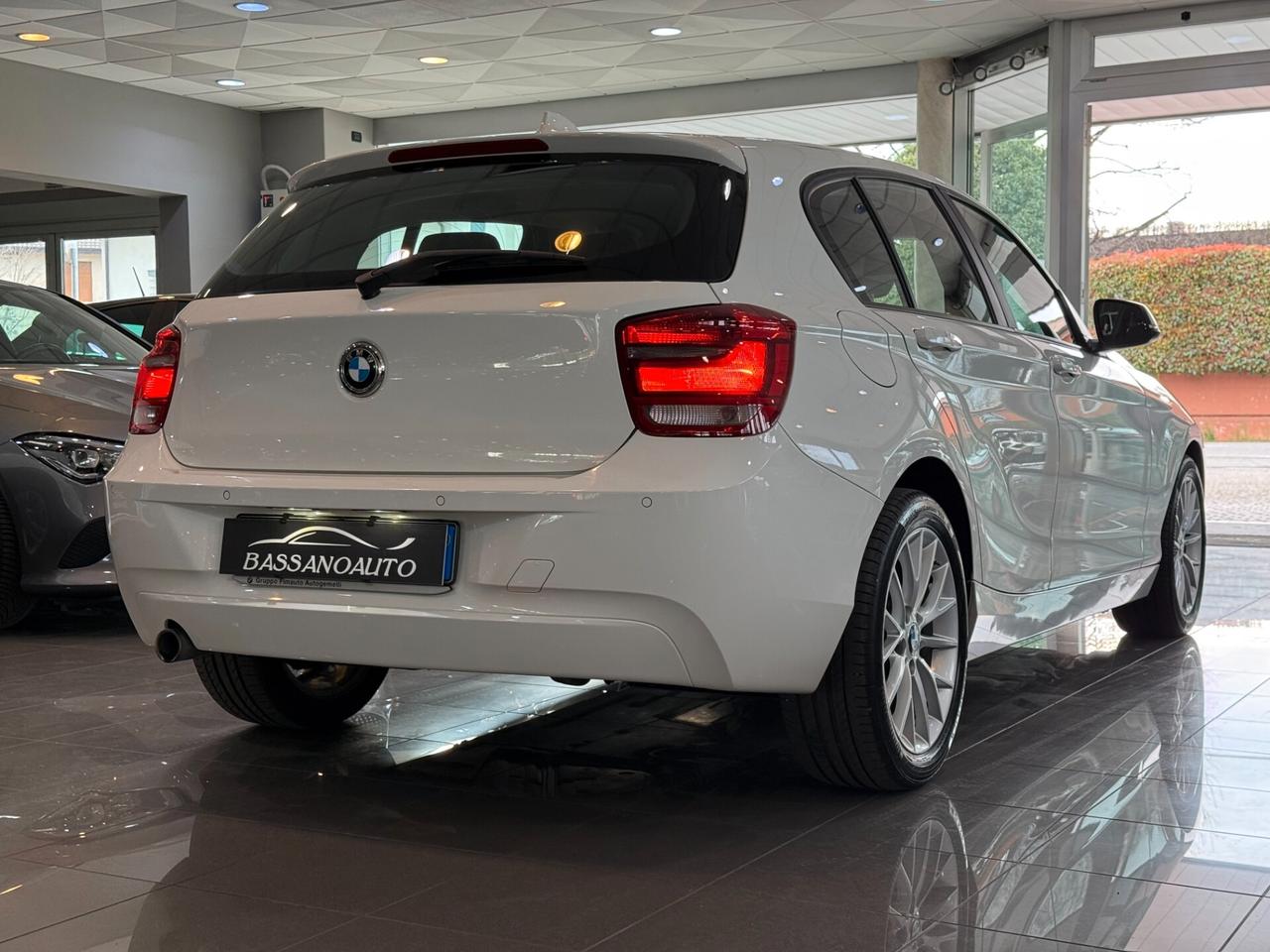 Bmw 116 116d 5p. Efficient Dynamics Urban