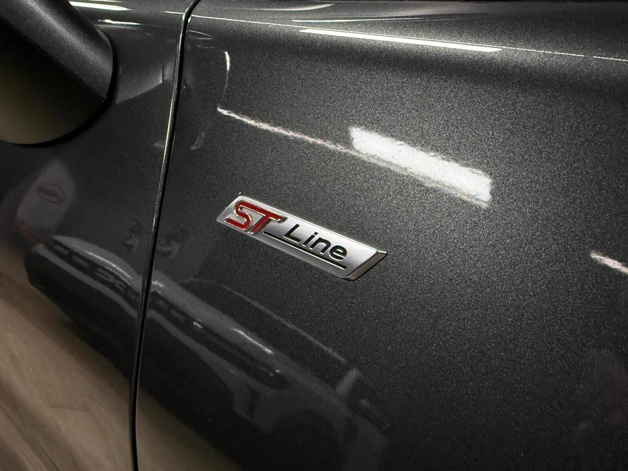 Ford Puma 1.0 EcoBoost Hybrid 125 CV S&S aut. ST-Line