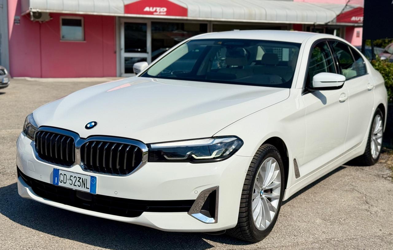 BMW 530d 48V xDrive Luxury 249CV 2021 BERLINA