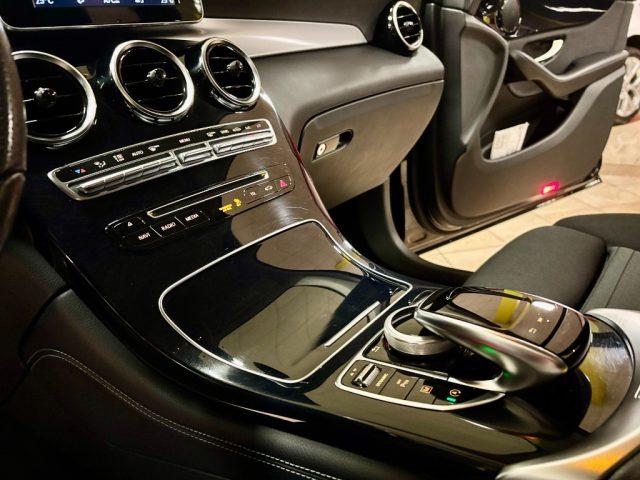 MERCEDES-BENZ GLC 220 d 4Matic Sport PEDANE - SERVICE MERCEDES