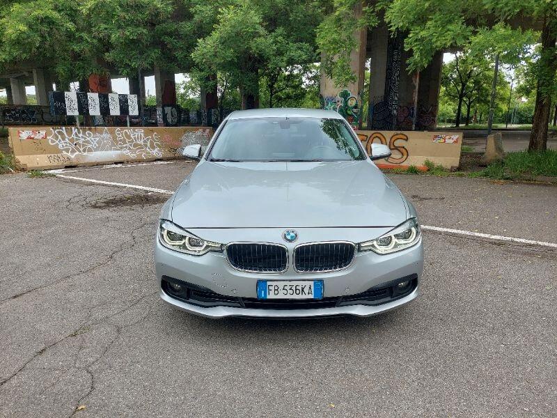 Bmw 320 320d Touring Sport gomme nuove tagliandata euro6b