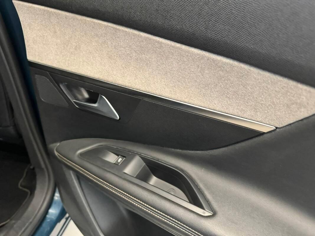 Peugeot 3008 II 1.5 bluehdi GT s&s 130cv eat8